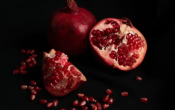 Easy Way to Open a Pomegranate Quickly