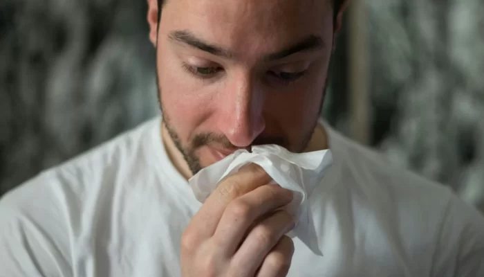 How to Stop a Runny Nose: Effective Remedies and Tips