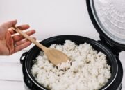 Tips for Perfectly Cooking Rice. Image by Freepik