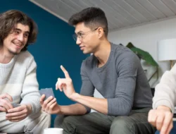 7 acts of service men use to show they truly care