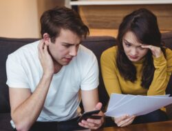 How to Survive a Financial Crisis: Relationships Edition