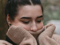 Ever Feel Like an Emotional Sponge? 7 Signs You’re a Highly Sensitive Person