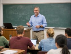 7 Careers with the Best Career Benefits for Travel