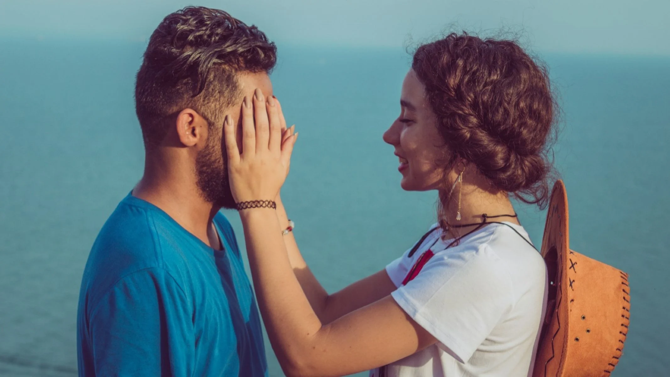 Is it Love or Just a Habit? 9 Fake Relationship Signs to Watch For
