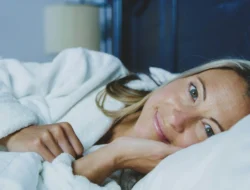 The secret to aging well starts with your ideal sleep duration