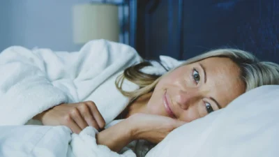 The secret to aging well starts with your ideal sleep duration