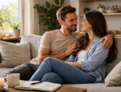 Happy Relationship Habits: Why Small Rituals Top Grand Gestures