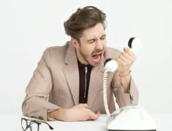 Are these 7 phrases killing your professional workplace communication?