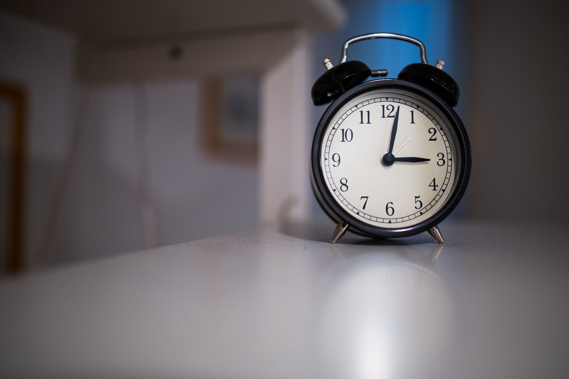10 minute bedtime routine illustration for 10-Minute Bedtime Routine to Fall Asleep Fast