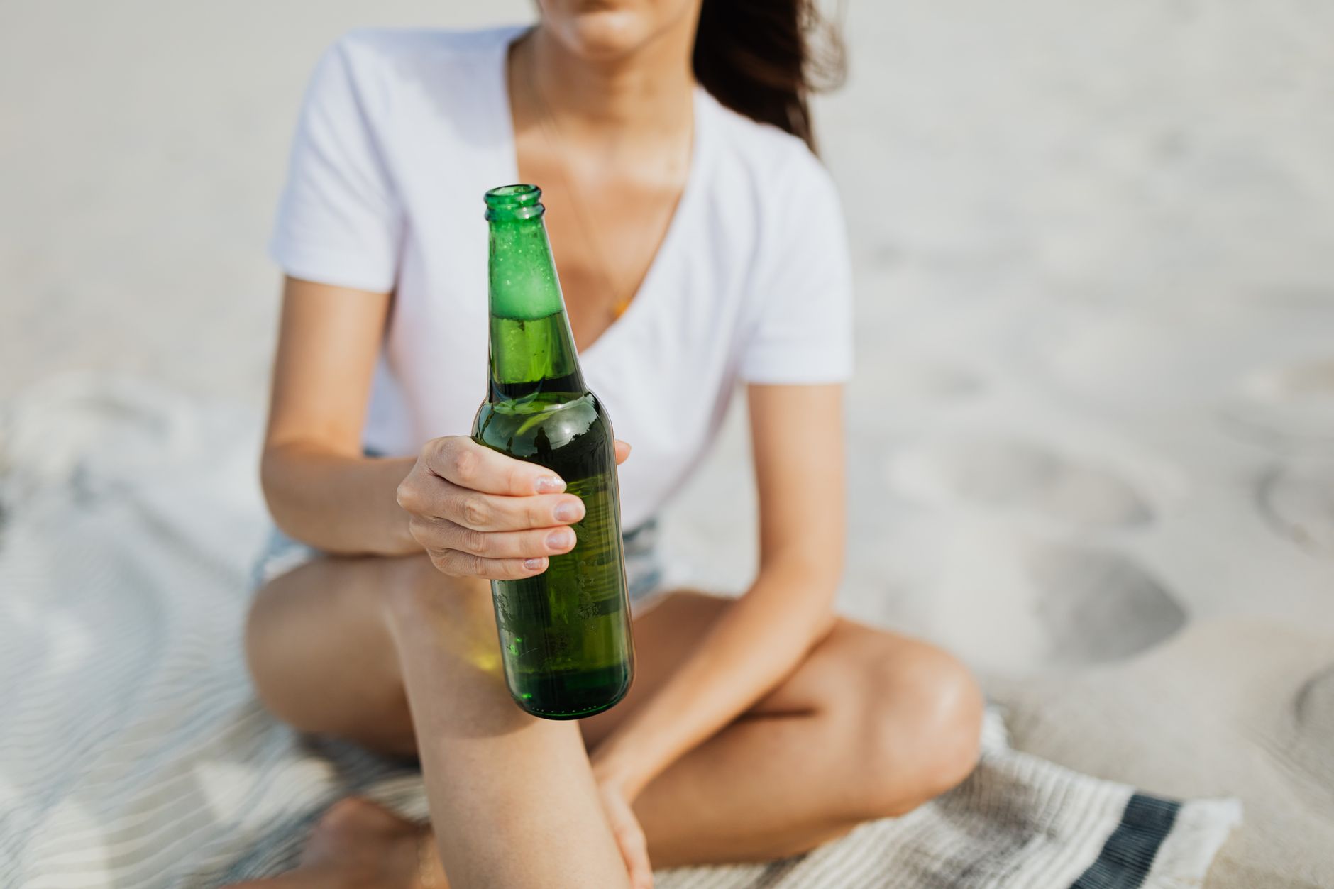 alcohol free illustration for 30-Day Alcohol-Free Challenge: Body & Brain Benefits