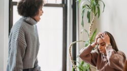 9 subtle signs someone dislikes you behind your back