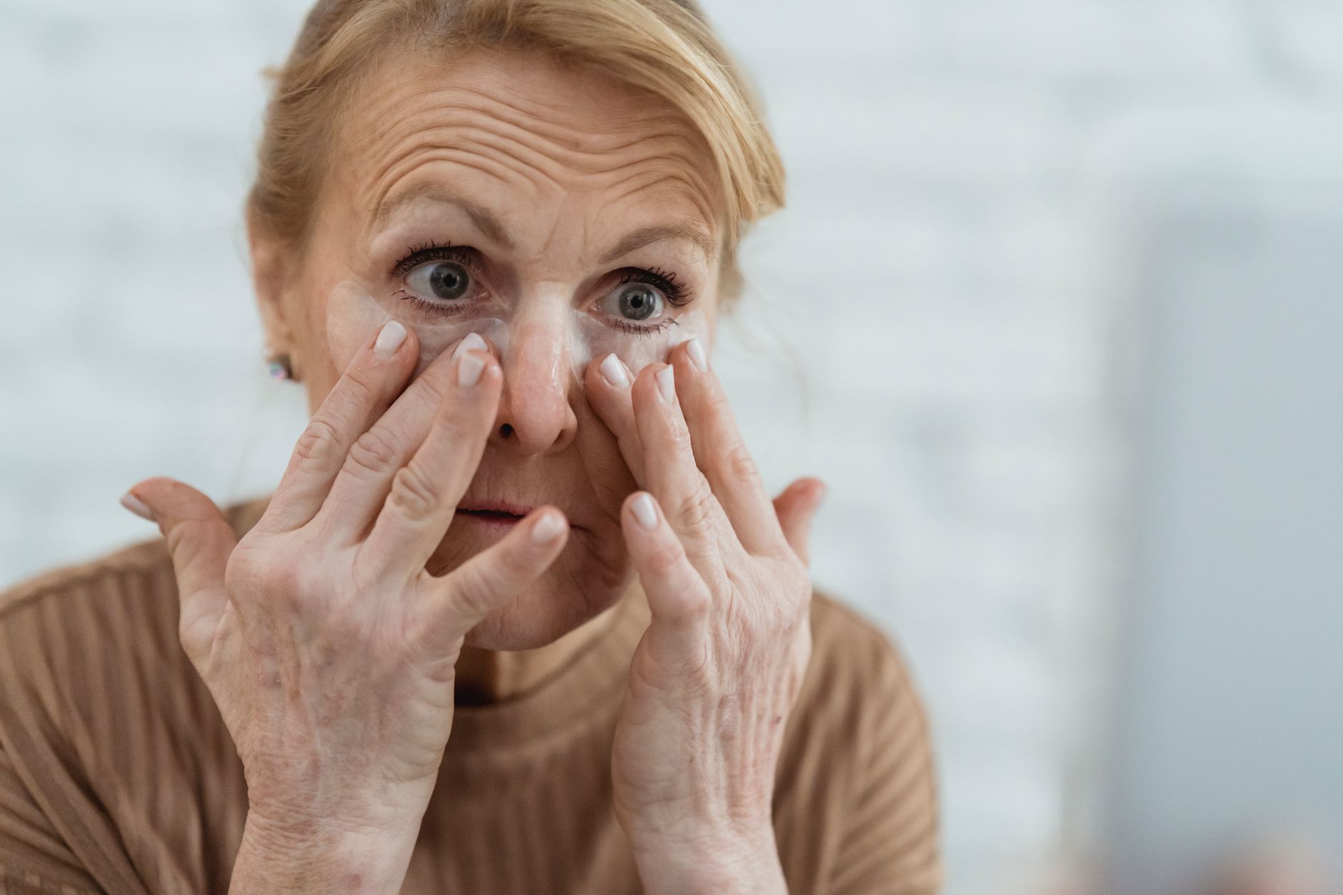 Illustration of Are these skincare mistakes over forty ruining your glow?