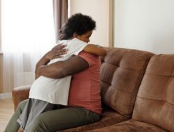 Are you missing these signs of emotional disconnect in parenting?
