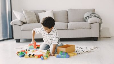 At What Age Can Kids Stay Home Alone? Expert Guidelines