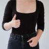 Body Language Hacks to Look More Confident and Attractive