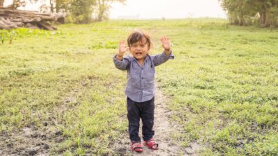 Childhood Emotional Neglect Signs You Might Not Notice as an Adult
