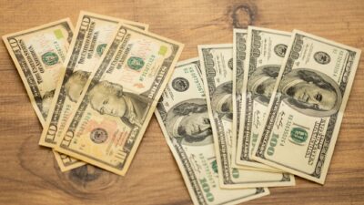 College vs Trade School Salary: Who Really Ends Up Ahead?
