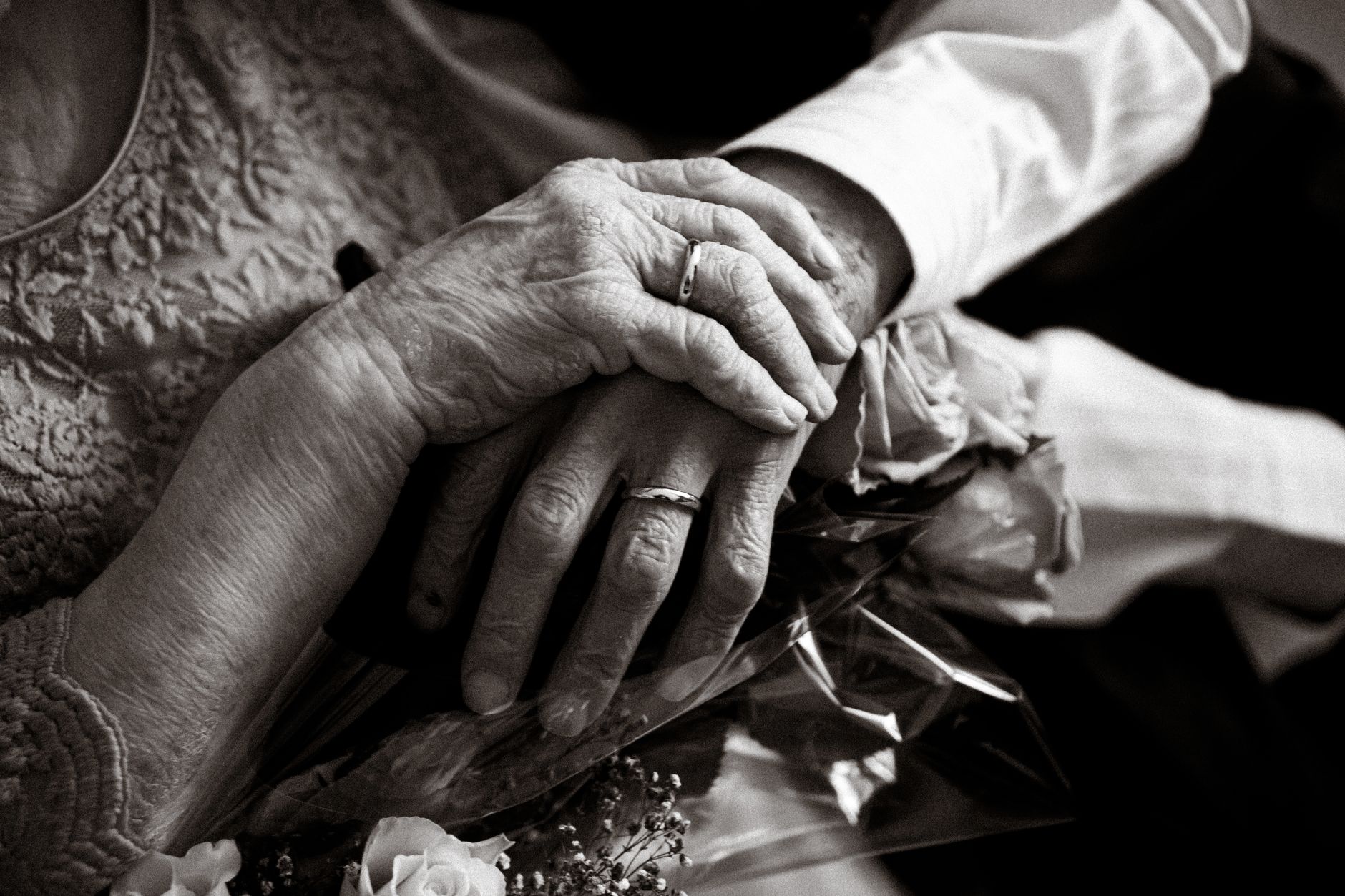Illustration of Daily Habits for a Lasting Marriage & Deep Connection