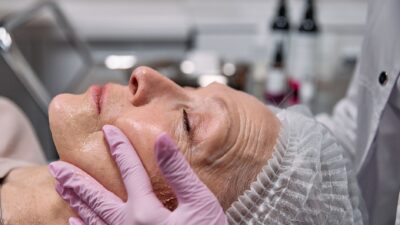 Daily Habits That Speed Up Premature Skin Aging
