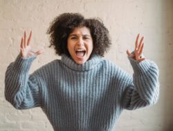 Detaching Emotionally Psychology: Why You Stop Caring