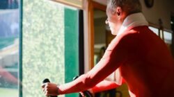 Daily Micro-Habits That Support Healthy Longevity, According to Doctors