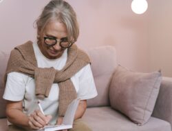 Emotional maturity habits you use without even noticing