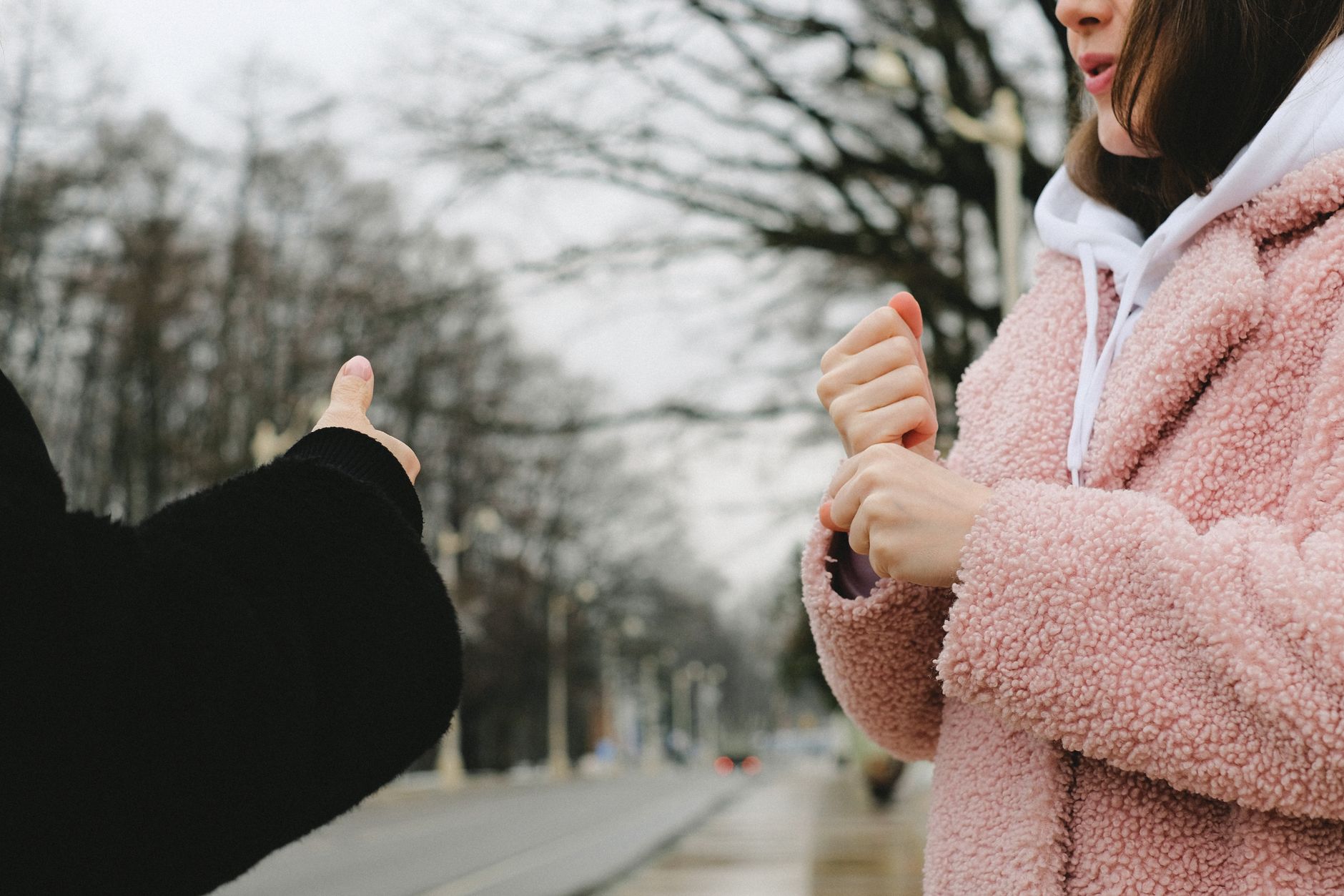 Illustration of Forcing a friendship signs you need to spot right now