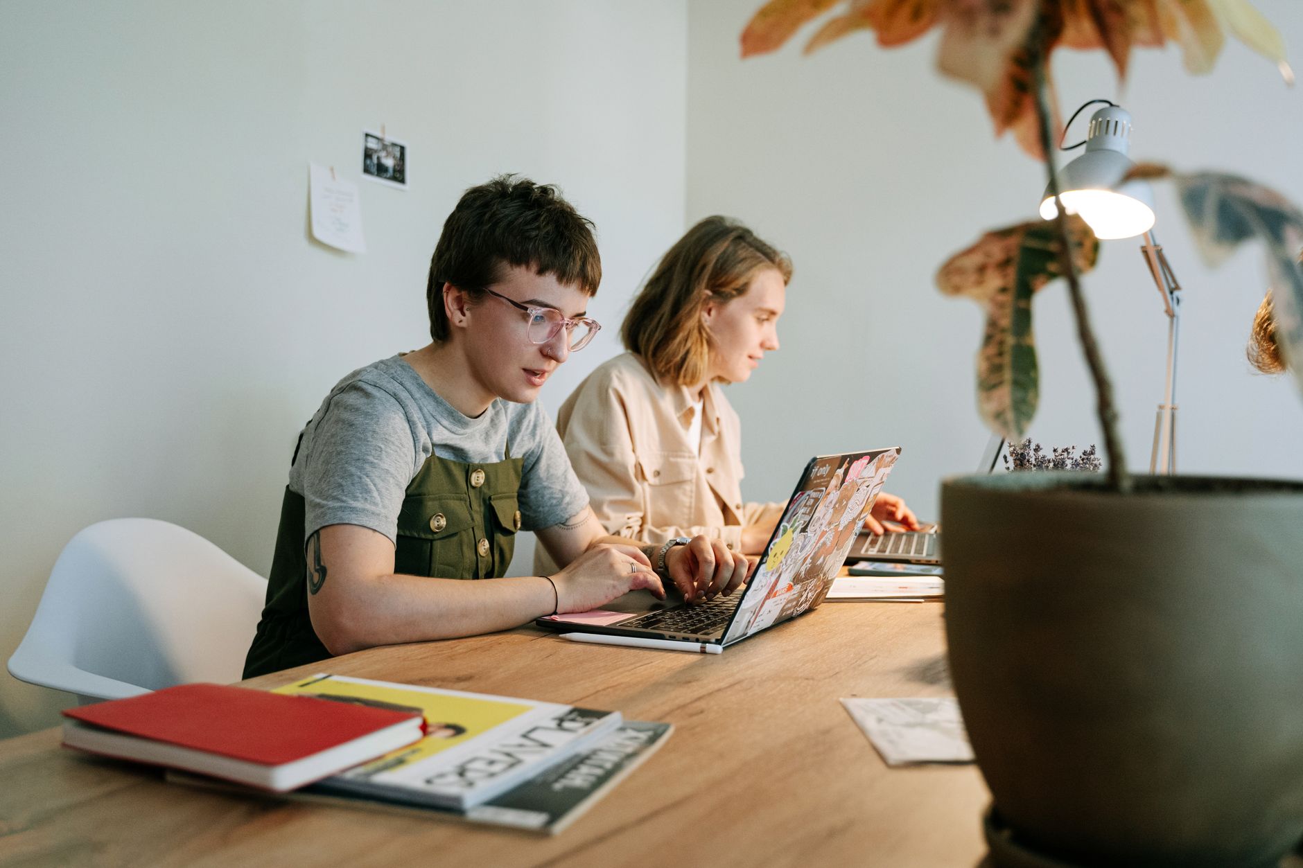 gen z workplace trends illustration for Gen Z Work Habits Older Generations Find Baffling