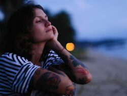 Harsh Life Truths That Help You Finally Grow Up