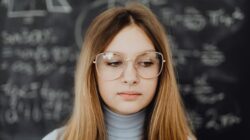 High Intelligence Traits: Signs of a Sharp Mind