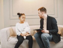 How childhood emotional neglect effects in adults shape your boundaries