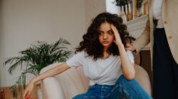 How to Cope With Being Unattractive: Real Talk