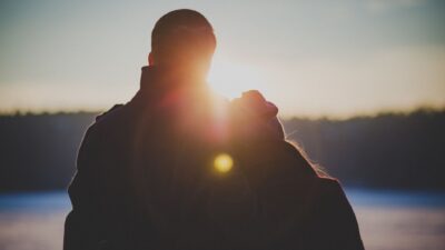 Illustration of Is it real? The early signs of falling in love revealed