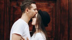 Signs He Loves You: Subtle Body Language Cues Explained
