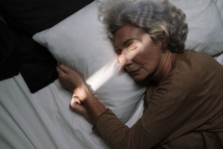Midlife Sleep Quality and Brain Aging: What Research Shows