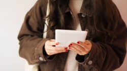 Millennial Habits That Give Away Your Age (Quietly)
