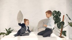 Illustration of Morning Phrases for Kids That Boost Happiness and Confidence