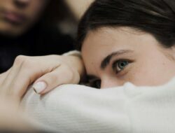 Why Emotionally Unavailable Attraction Keeps Finding You