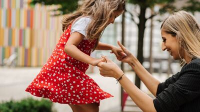 Boost mental toughness kids with these modern parenting tips