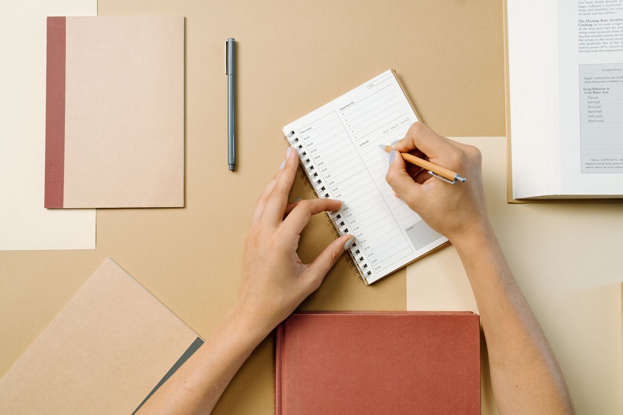 Beat Decision Fatigue: Simple Routines to Save Mental Energy — Featured image
