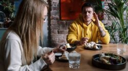 7 Subtle Signs of Disrespect That Reveal Boundaries Are Broken — Featured imag