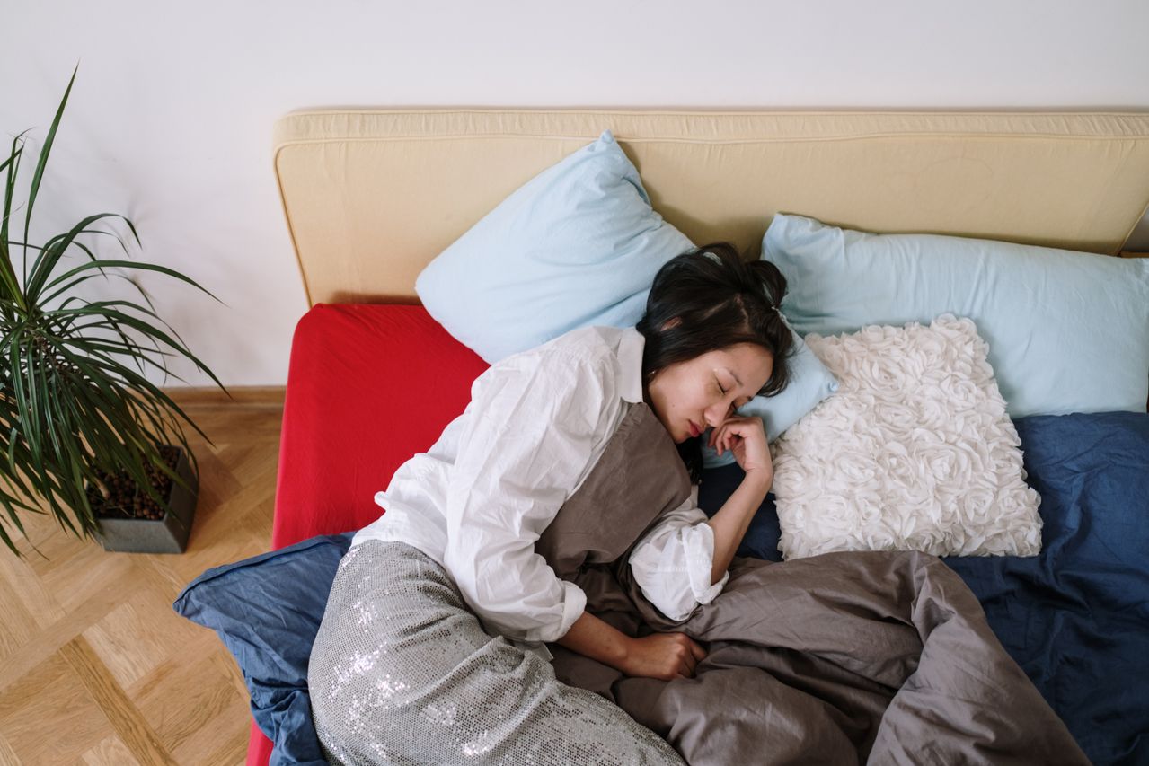 Mental Breakdown Signs and Burnout Symptoms to Watch For — Featured image