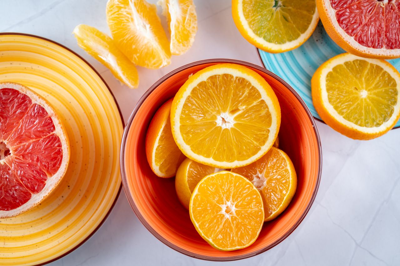 Vitamin C Deficiency Signs That Look Like Stress — Featured image