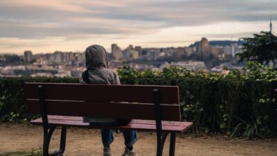 Why loss outcomes differences happen after losing a spouse — Featured image