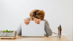 Are You a Job-Hugger? The Hidden Danger of Career Stagnation