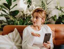 Gaslighting signs you’re missing in love