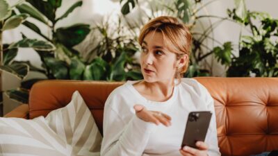 Gaslighting signs you're missing in love — Featured image