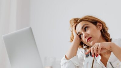 Why email anxiety is ruining your mornings — Featured image