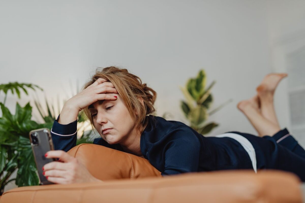 Dating Burnout: 5 Hidden Signs of Modern Fatigue — Featured image