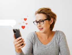 The Crazy Psychology of Love: Why Your Crush Makes You Do This